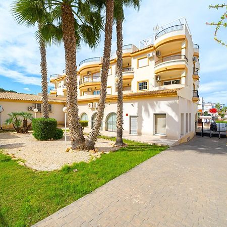 Villamartin Apartment. Excellent Location For Golfers, Cyclists And Hikers Exterior photo