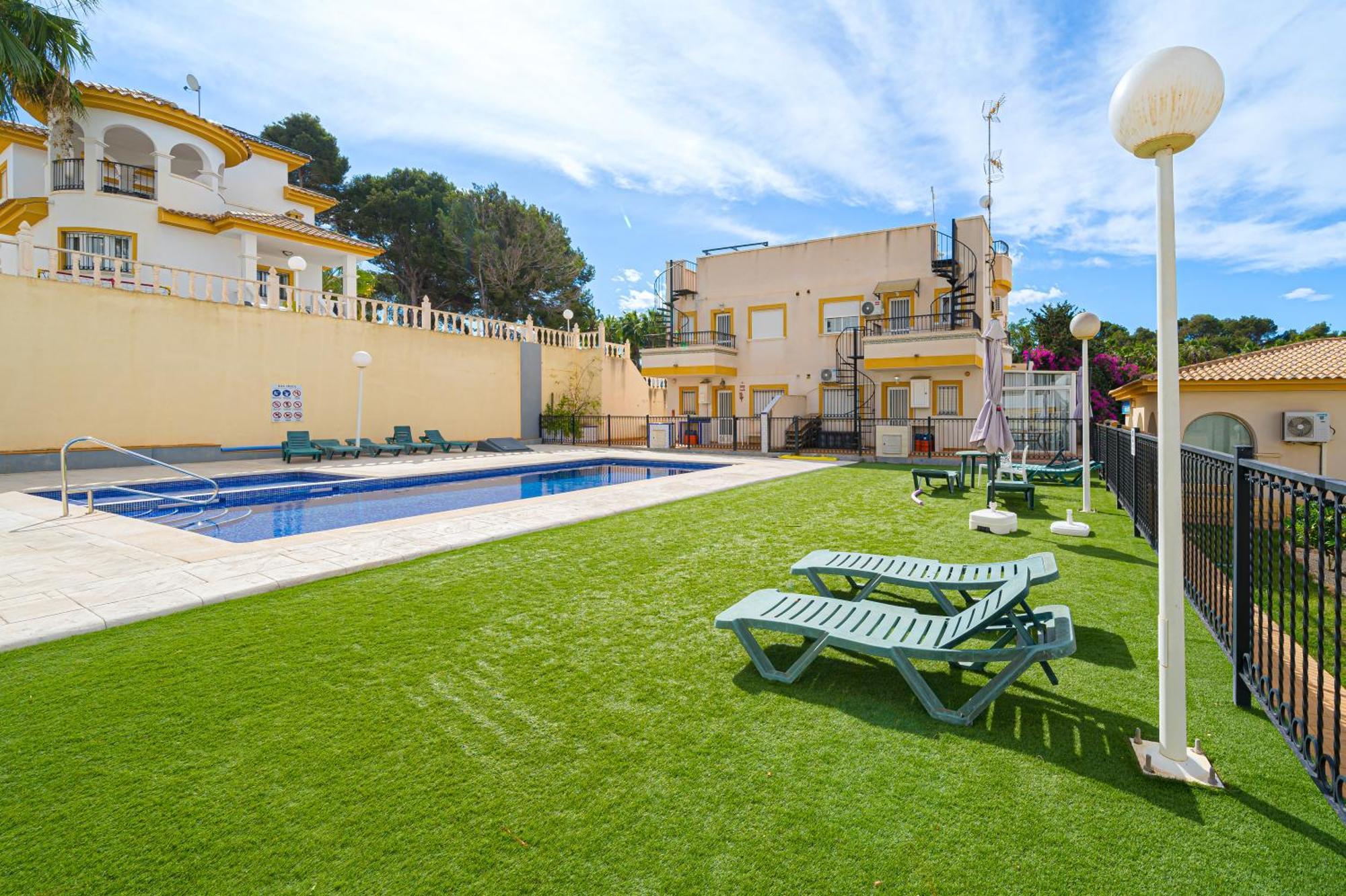 Villamartin Apartment. Excellent Location For Golfers, Cyclists And Hikers Exterior photo